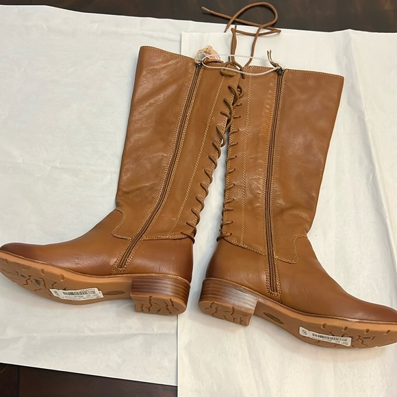 Sofft Sharnell II Leather Boots - Picture 6 of 16